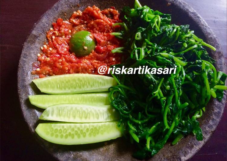 Resep Sambal  Mentah  tanpa terasi  oleh Riska Kartika Sari 