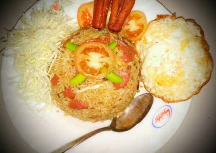  Resep Nasi goreng sosis  oleh Nelly Rofiqoh Cookpad