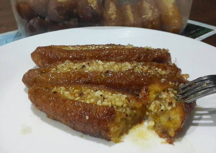 cara membuat Sanggara' Balanda / Sanggara' Talemme (Pisang Goreng Belanda)