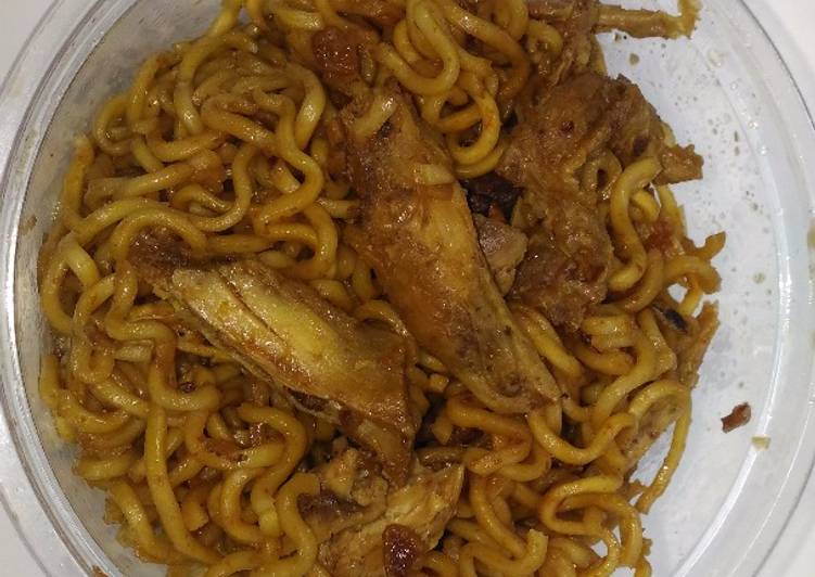 Mie goreng ayam suwir #KamisManis #BikinRamadanBerkesan