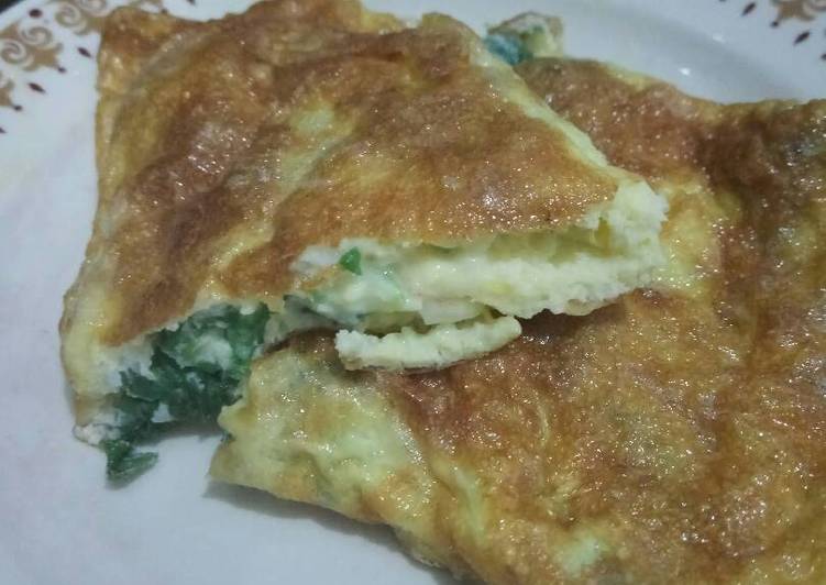 Omelet Bayam Keju