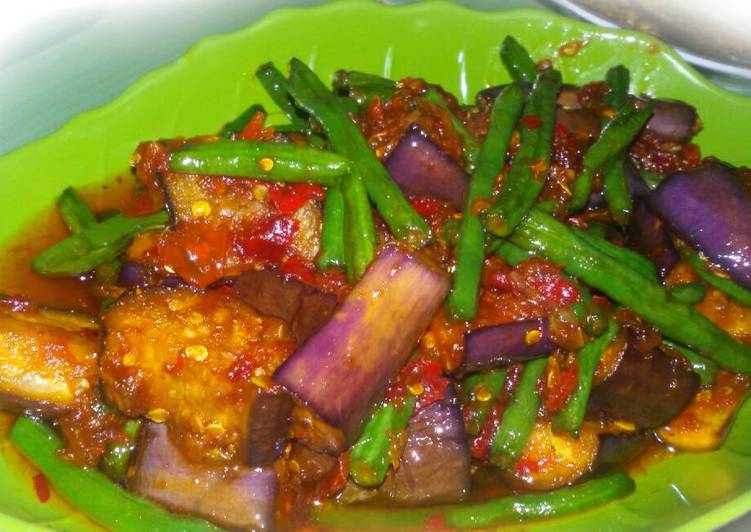 resep lengkap untuk Tumis Terong Ungu Pedas