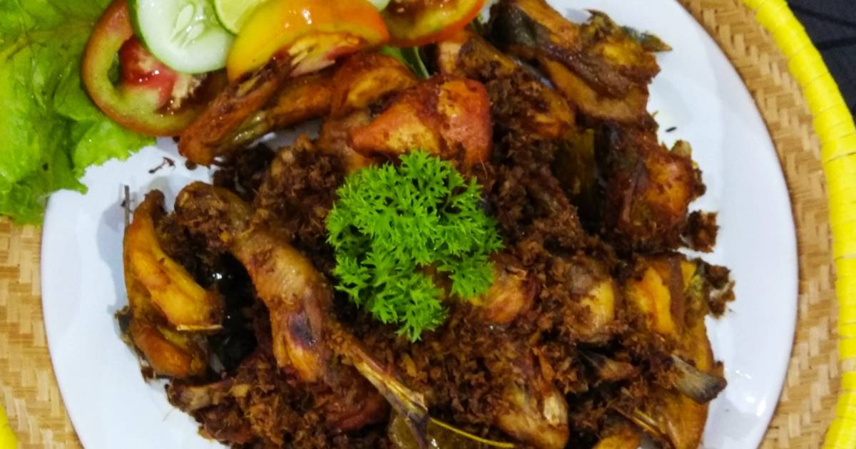 653 resep ayam serundeng enak  dan sederhana Cookpad