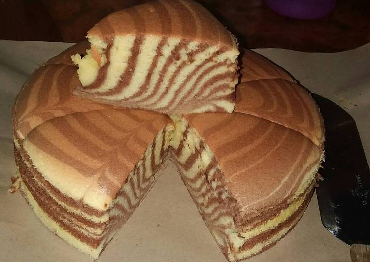 gambar untuk resep makanan Ogura Zebra Cake with Coconut Milk