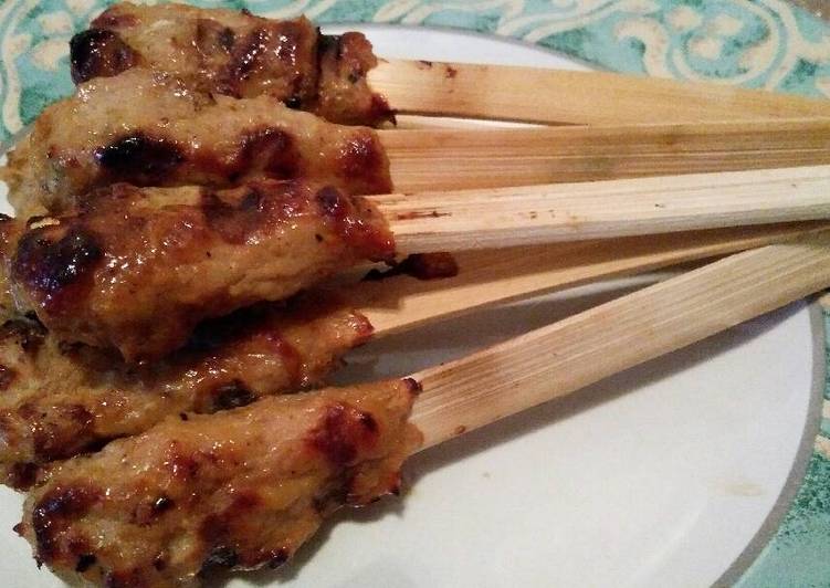 bahan dan cara membuat Sate lilit Bali (original)