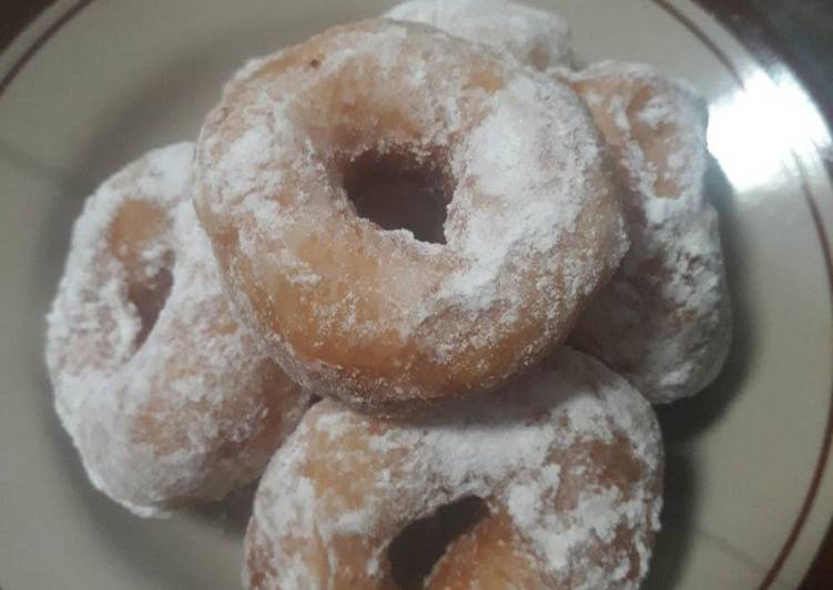 resep lengkap untuk Donat tape gula halus