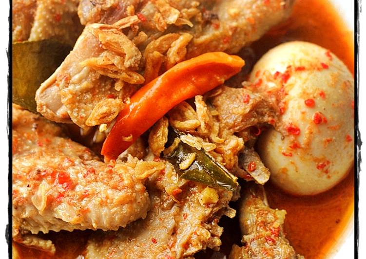 resep lengkap untuk Opor Manuk khas NTB Versi Pedas yang nagih bangettt