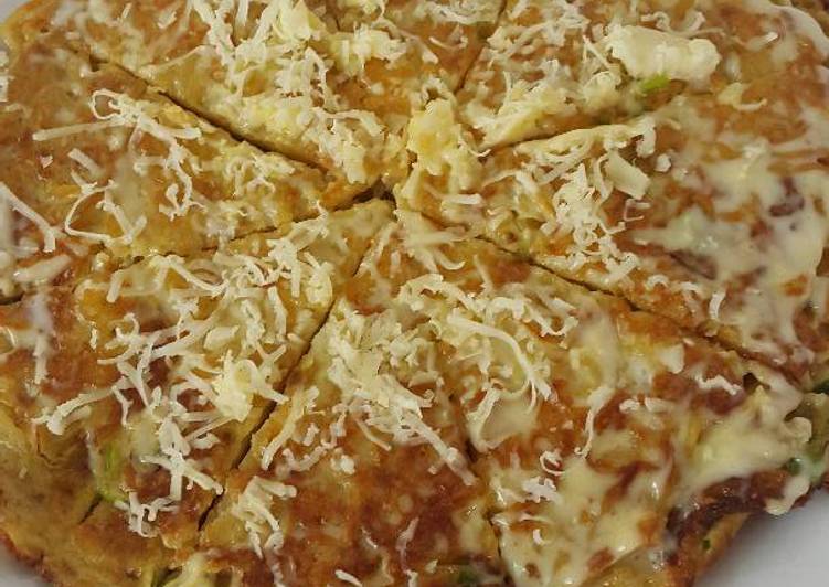 Resep Pizza mie cheese Karya farah Rachmawaty