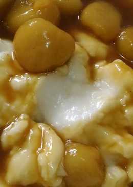 Bubur sumsum lembut ekspres dengan bola bola