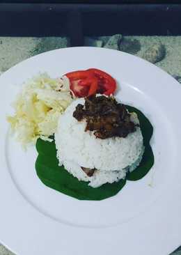 Sandwich Nasi Isi Rendang Jamur