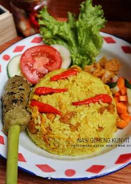 Nasi goreng kunyit