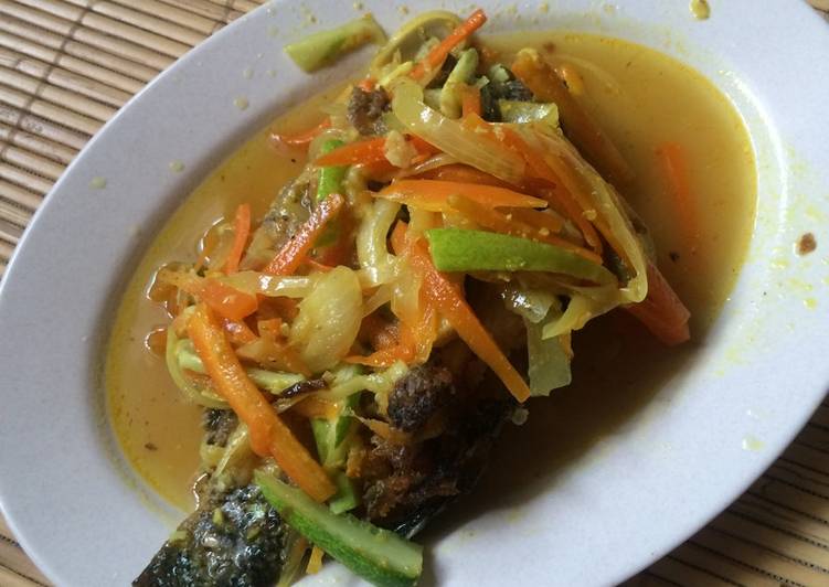 Resep Mujair kuah acar kuning Oleh Nina Prameshuri