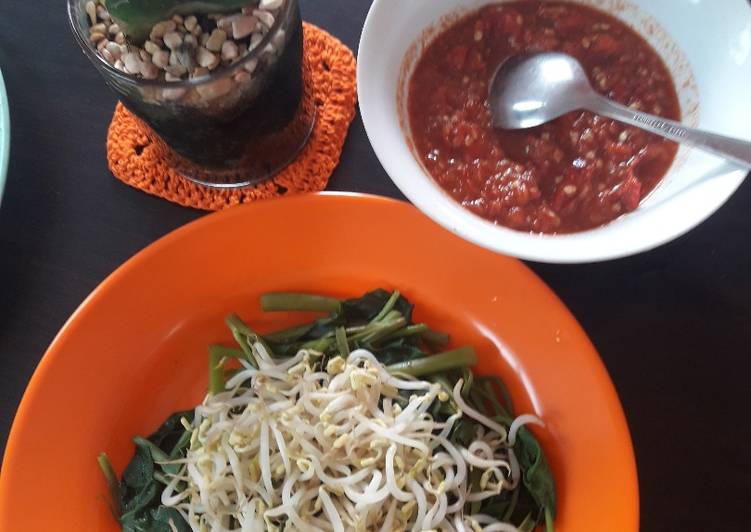 gambar untuk cara membuat Plecing kangkung khas lombok