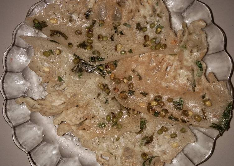 Peyek bayam kacang ijo recipe main photo