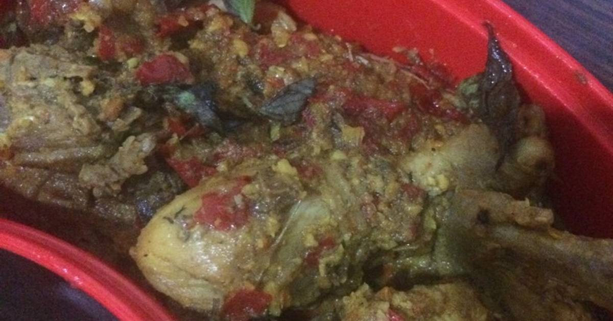 Resep Ayam ikan  mujair woku  oleh Nadia Hermika Farahdiba 