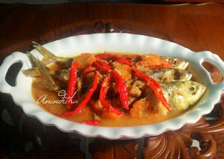 gambar untuk resep makanan Acar kuning ikan kembung