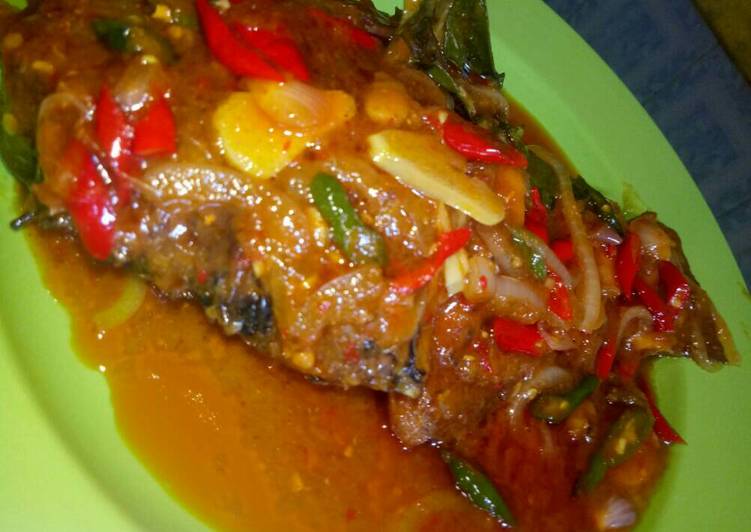 resep lengkap untuk Ikan nila saos padang