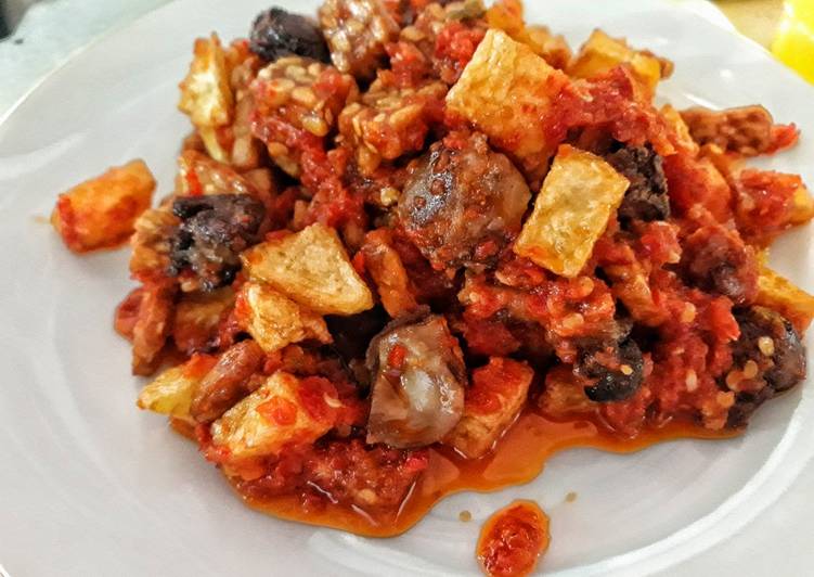 bahan dan cara membuat Sambal hati ampela tempe kentang ala mimi Shidqya