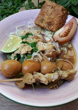 Soto ayam semarang komplit