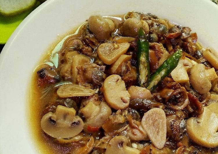 gambar untuk cara membuat Kerang Pedas Manis + Lontong