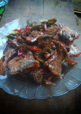 15. Ikan Asin Pedas Manis