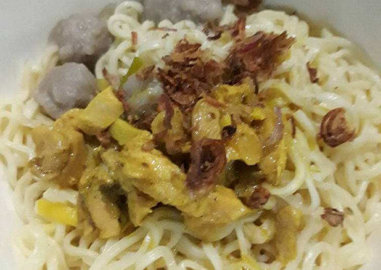 gambar untuk resep Mie ayam kering