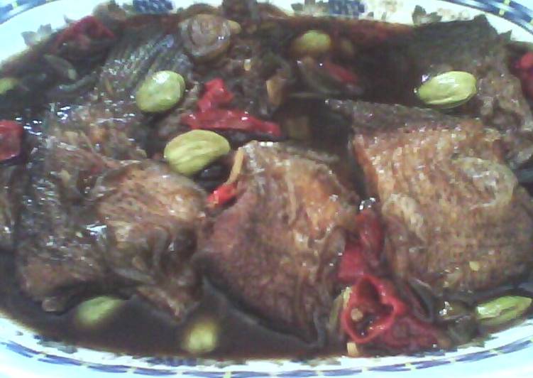 Resep ikan  sepat  bumbu kecap oleh Sally S Soeriawidjaja 