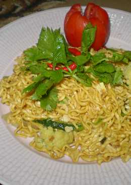 Mie Telur Gado gado ala Dova