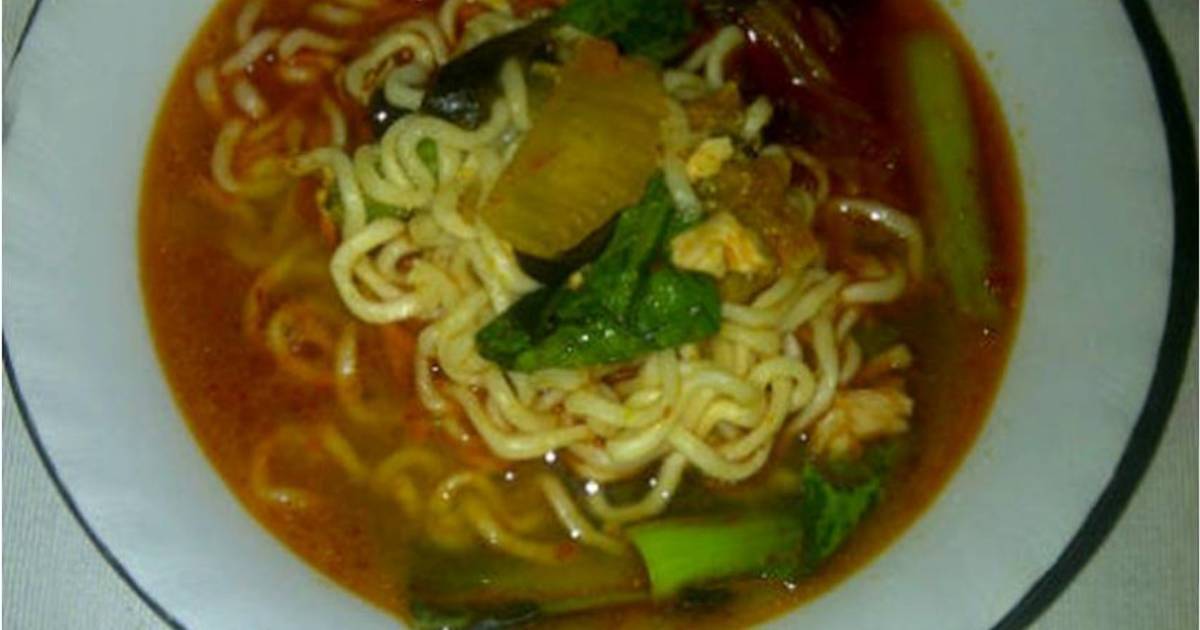 Resep Mie  Pedas  Kimchi Ayam  Seafood oleh Widianty Hidayat 