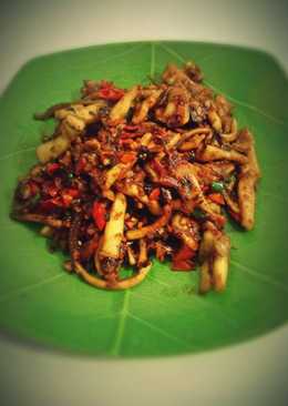 Cumi pedas kaya rempah