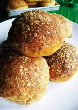 HOLE COFFE BREAD MEXICO TOPPING WITH OAT