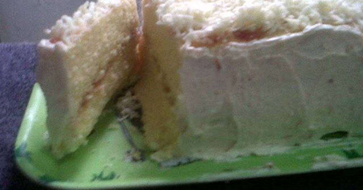 Resep Strawberry cheese kukus with homemade strawberry whipped cream