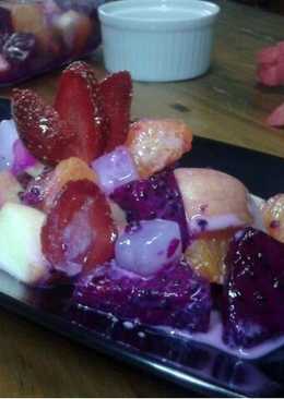 Salad Buah Saus Yoghurt