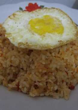 Nasi Goreng Sederhana Merah Pedas