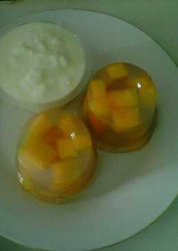 Agar-agar Mangga saus Yoghurt