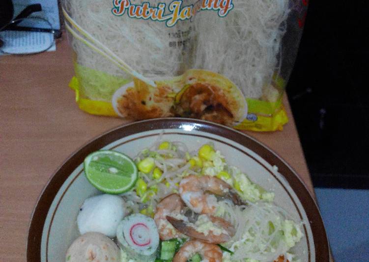 gambar untuk resep makanan Bihun Superior Kuah Udang & Aneka Bakso Seafood