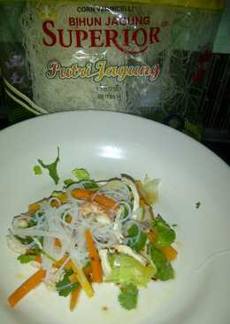 Salad Bihun Superior dengan Udang dan Ayam Rebus
