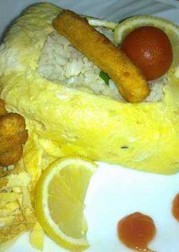 Nasi opor bungkus telur