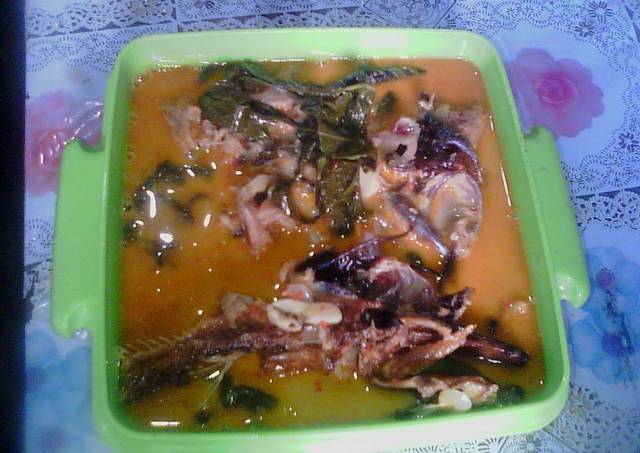 GULAI IKAN SALAI DAUN SINGKONG