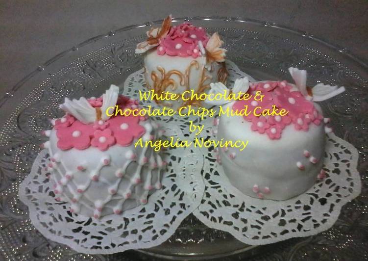 gambar untuk resep makanan White Chocolate & Apricot Mud Cake (with Homemade Fondant)