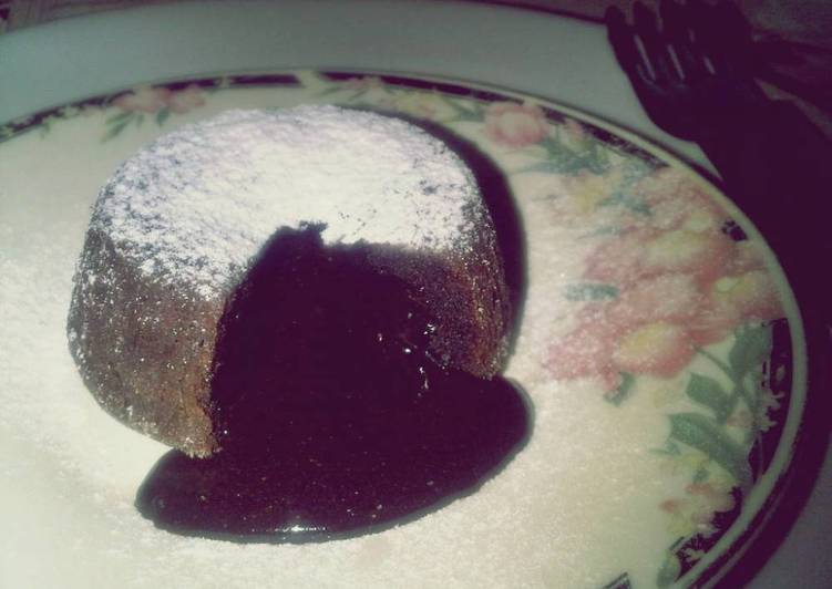 gambar untuk resep makanan Molten Lava Cake - Chocolate