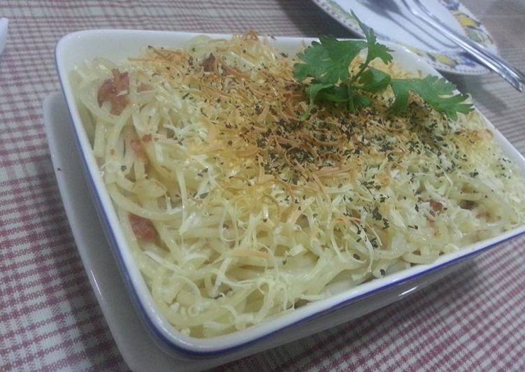 resep lengkap untuk Spaghetti Daging Panggang Keju