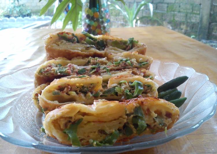 resep lengkap untuk Martabak Telor Kari