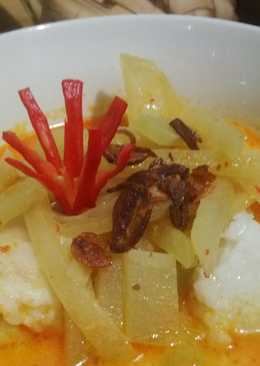 Sayur Ketupat Labu Siem