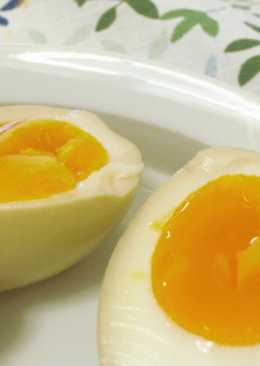 Telur Setengah Matang Toping Ramen (Ajitsuke Tamago)