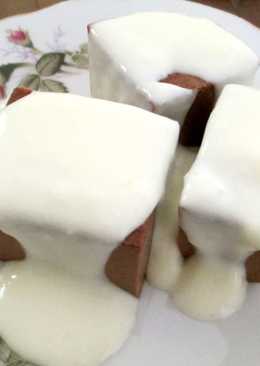 Puding Coklat dengan Vla Susu