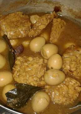 semur gurih telur puyuh plus tempe kegemaran anak2