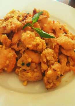 udang kriuk saus telur asin 