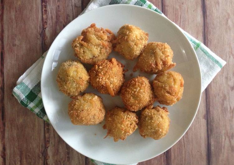 resep makanan Cheesy Tater Tots with breadcrumbs