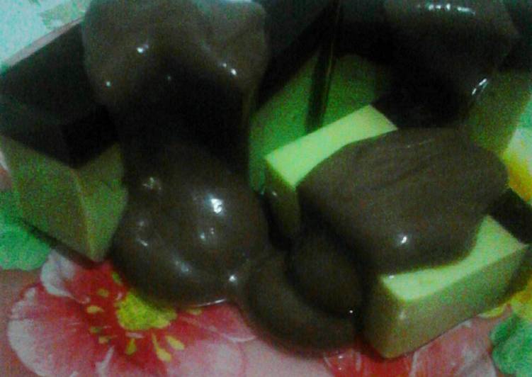 cara membuat Puding alpukat saus coklat